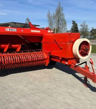Прес-підбирач тюковий Sipma Z224, б/в