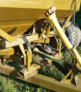 Разбрасыватель удобрений Amazone ZA-M 1001, 24 м, б/у