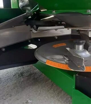 Разбрасыватель минеральных удобрений навесной Donder CGSA Pro 1500