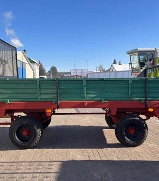 Розкидач органічних добрив Agromet, 4 т, на ресорах