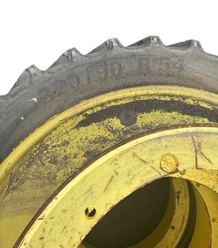 Шина Mitas в комплекте с диском 320/90 R54 R-1W 151A8/B TL б/у