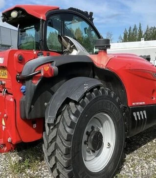 Телескопический погрузчик Manitou MLT 737-130 PS Elitе, 2018 г.в, 7500 м/ч, б/у