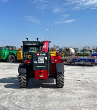 Телескопический погрузчик Magni TH 3.6