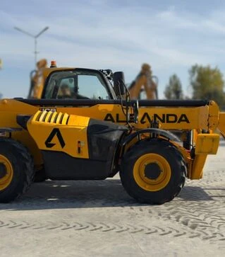 Телескопический погрузчик JCB 540-140, 2020 г.в., 4730 м/час, б/у (25050045)