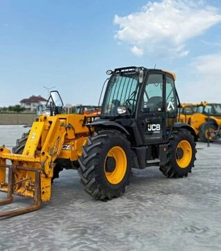 Телескопический погрузчик JCB 531-70, 2019 г.в., 2200 м/ч, б/у (25050046)
