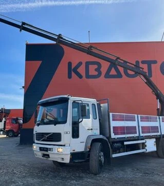 Кран маніпулятор VOLVO FL 220 4x2, 2000 р.в., 298630 км, б/в