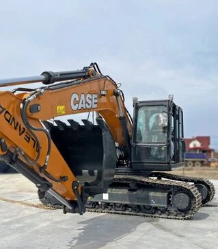 Экскаватор гусеничный CASE CX220C