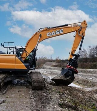 Экскаватор гусеничный CASE CX250E