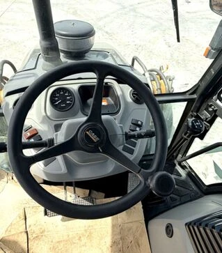 Екскаватор-навантажувач CASE 570SV SS 4WD