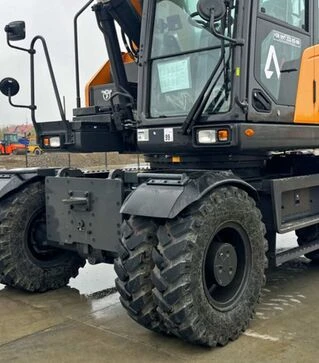 Экскаватор колесный CASE WX160E