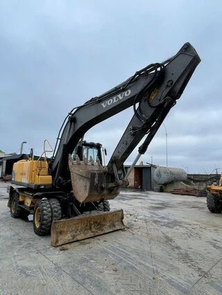 Екскаватор колісний VOLVO EW180C, 2008 р.в., 25000 м/год, б/в