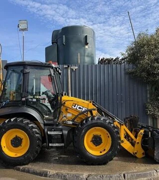 Экскаватор-погрузчик JCB 5CX WASTEMASTER, 2017 г.в., 5712 м/ч, б/у