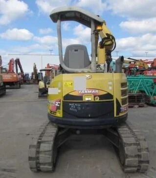 Экскаватор гусеничный YANMAR B4-6A, 2014 г.в., 2200 м/ч, б/у