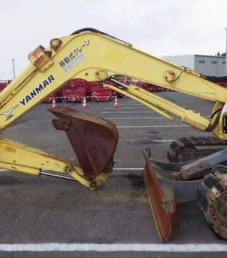 Экскаватор гусеничный YANMAR VIO70-3A, 2011 г.в., 3700 м/ч, б/у