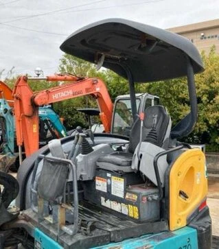 Экскаватор гусеничный KUBOTA U-40-6, 2015 г.в., 4800 м/ч, б/у