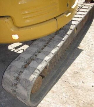Экскаватор гусеничный CATERPILLAR 305E CR, 2015 г.в., 1800 м/ч, б/у
