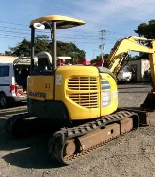 Экскаватор гусеничный KOMATSU PC40MR-3, 2014 г.в., 4500 м/ч, б/у