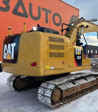 Экскаватор гусеничный Caterpillar 323 FL, 2017, г.в., 7812 м/ч, б/у
