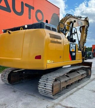 Экскаватор гусеничный Caterpillar 326 FL, 2017, г.в., 8970 м/ч, б/у