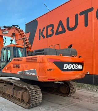 Экскаватор гусеничный Doosan DX 340 LC-5, 2017, г.в., 6861 м/ч, б/у
