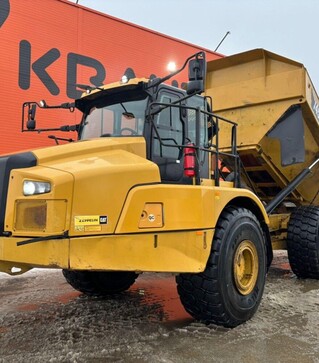 Самосвал Caterpillar 745 6x6, 2018 г.в., б/у