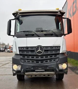 Самосвал Mercedes-Benz Arocs 3363 6x4, 2022 г.в., 132005 км, б/у