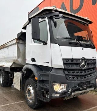 Самосвал Mercedes-Benz Arocs 3363 6x4, 2022 г.в., 132005 км, б/у