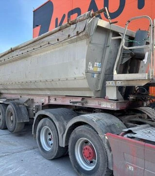 Напівпричіп самоскидний K&ouml;gel SKHK 24P, 2004 р.в, б/в