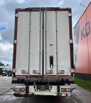 Полуприцеп рефрижераторный Schmitz SCB S3B, 2014 г.в, б/у