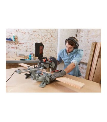 Пила торцювальна BLACK+DECKER BES700 1600 Вт, Ø216 мм - фото 2