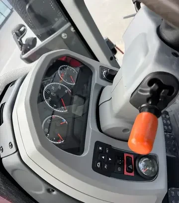 Трактор Valtra T234 Active 2018 - фото 3