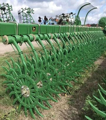 Борона ротаційна навісна John Deere 400, 4,5 м, диск ∅520мм, б/в - фото 2