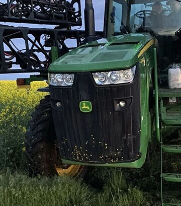 Опрыскиватель самоходный John Deere 4940, 2013 г.в., 3912 м/ч - фото 2
