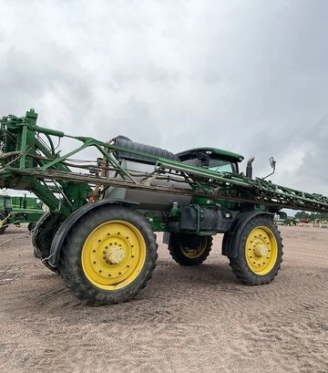 Опрыскиватель самоходный John Deere R4045, 2016 г.в, 3311 м/ч, б/у - фото 2