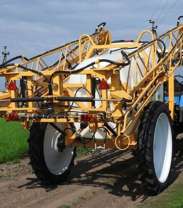Обприскувач причіпний BOGUSLAV КРОНОС-3000-18, АСУ Bravo-180-5, міксер 28 л, 3 розпилювачі IDK - фото 2