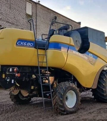 Зерноуборочный комбайн New Holland CX 6.80, 2018 г.в, 1455 м/ч, б/у - фото 2