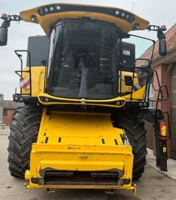 Зерноуборочный комбайн New Holland CX 8.85, 2016 г.в, 1825 м/ч, б/у - фото 2