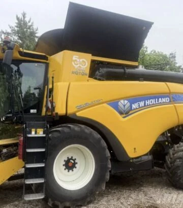 Зернозбиральний комбайн New Holland CR9.90, 2022 р.в, 966 м/год, б/в - фото 2