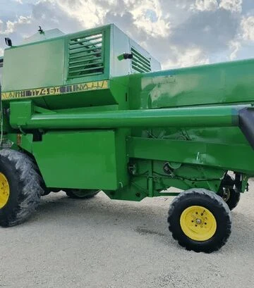 Зернозбиральний комбайн John Deere 1174Sll, 1993 р.в, 5000 м/год, б/в - фото 2