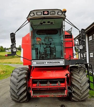 Зерноуборочный комбайн Massey Ferguson 7238, 2001 г.в, 1608 м/ч, б/у - фото 3