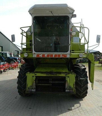 Зернозбиральний комбайн Claas Dominator 86, 1983 р.в, 2714 м/год, б/в - фото 2