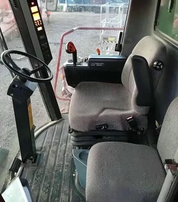 Зерноуборочный комбайн Case IH 2388, 2000 г.в, 3900 м/ч, б/у - фото 3