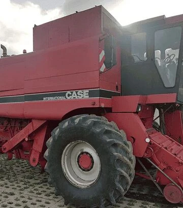 Зерноуборочный комбайн Case IH 1680, 1992 г.в, 4000 м/ч, б/у - фото 3