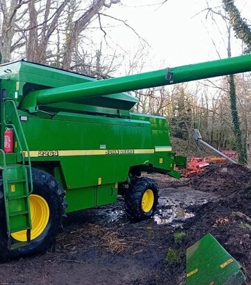 Зерноуборочный комбайн John Deere 2264, 2000 г.в, 5000 м/ч, б/у - фото 2