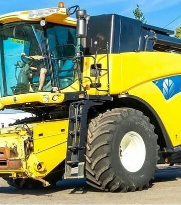 Зернозбиральний комбайн New Holland CR 9060, 2008 р.в, 2554 м/год, б/в - фото 2