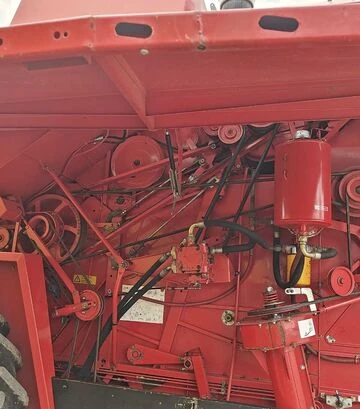 Зернозбиральний комбайн Massey Ferguson 26, 1996 р.в, 3000 м/год, б/в - фото 2