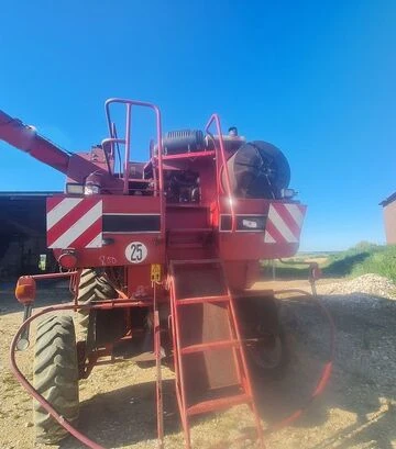 Зерноуборочный комбайн Case IH 2366, 1998 г.в, 2830 м/ч, б/у - фото 3