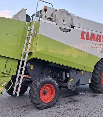 Зернозбиральний комбайн Claas Lexion 410, 1998 р.в, 3300 м/год, б/в - фото 3