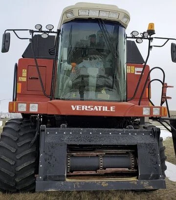 Зернозбиральний комбайн Versatile RT490, 2012 р.в, 629 м/год, б/в - фото 2