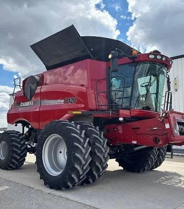 Зернозбиральний комбайн Case IH 8120, 2011 р.в, 3662 м/год, б/в - фото 3